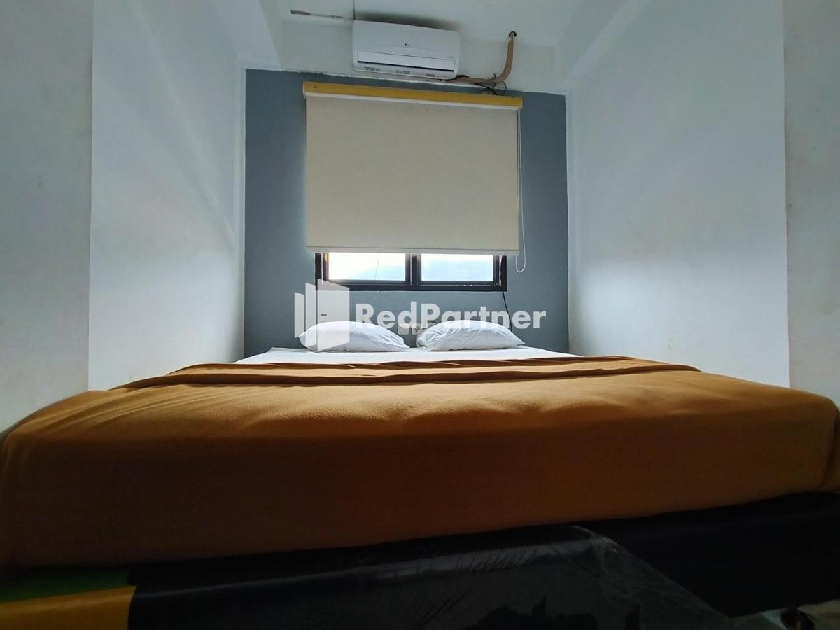 Hotel Ayu Lestari Ternate Redpartner Екстер'єр фото