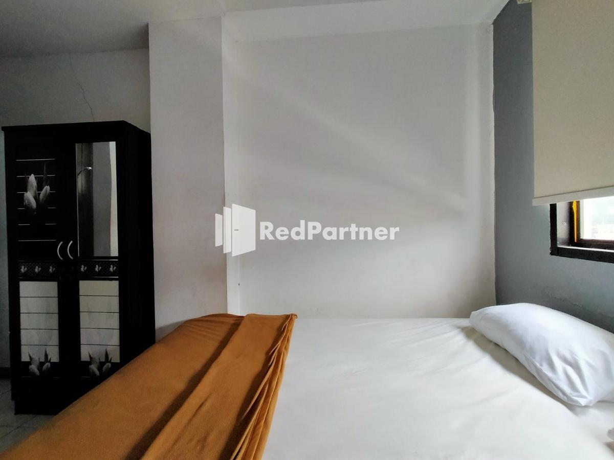 Hotel Ayu Lestari Ternate Redpartner Екстер'єр фото