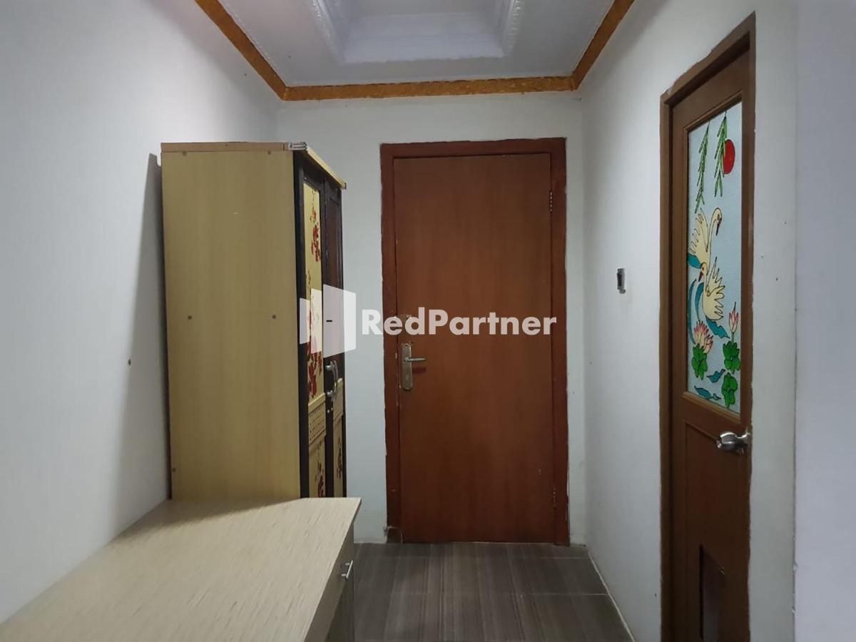 Hotel Ayu Lestari Ternate Redpartner Екстер'єр фото