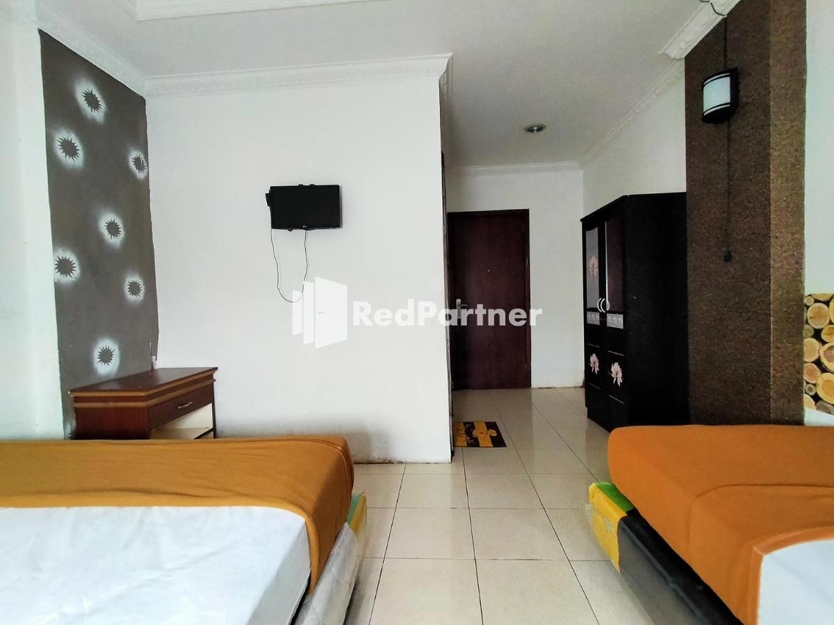 Hotel Ayu Lestari Ternate Redpartner Екстер'єр фото