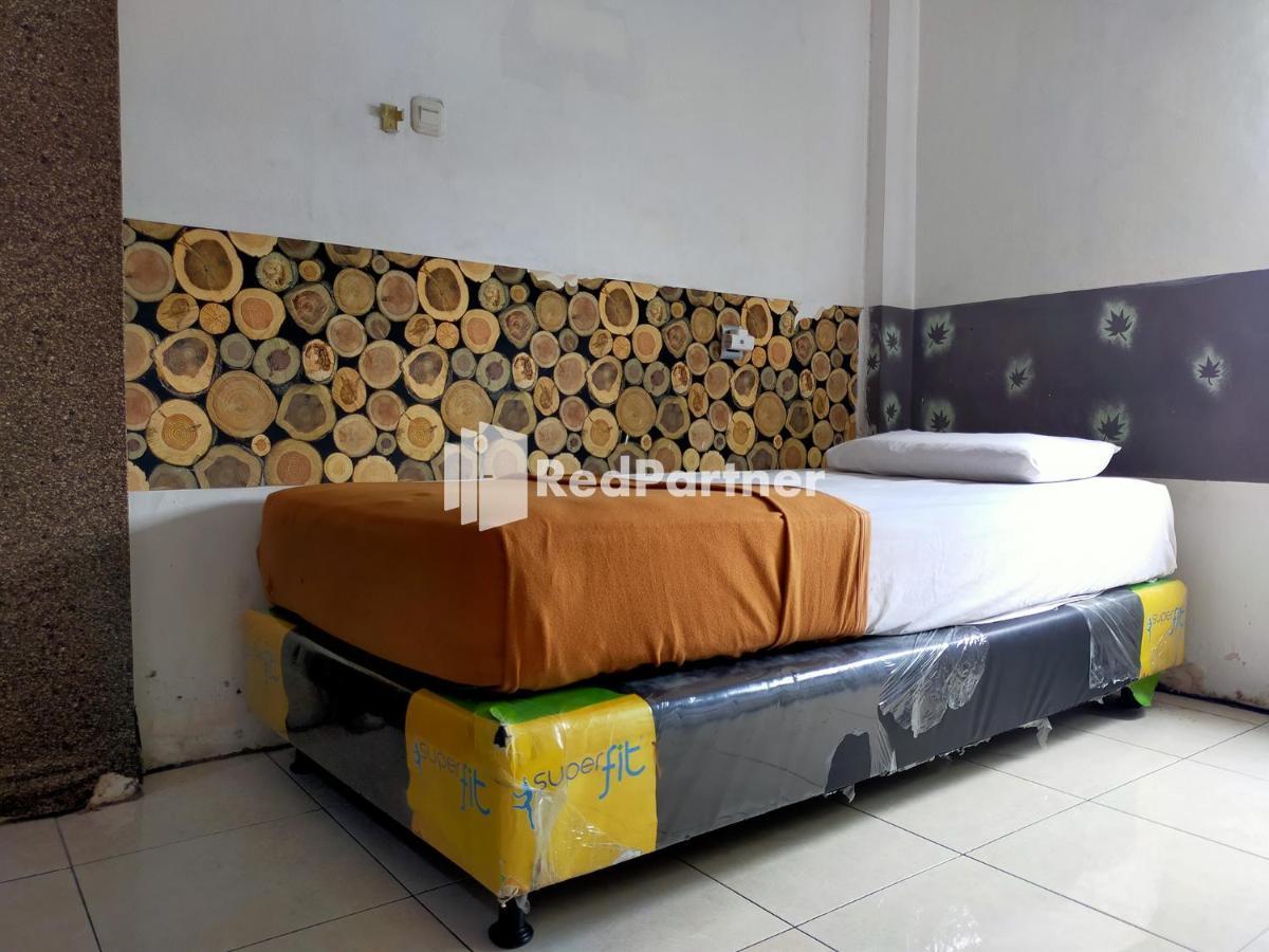 Hotel Ayu Lestari Ternate Redpartner Екстер'єр фото