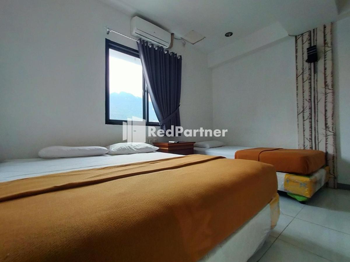 Hotel Ayu Lestari Ternate Redpartner Екстер'єр фото